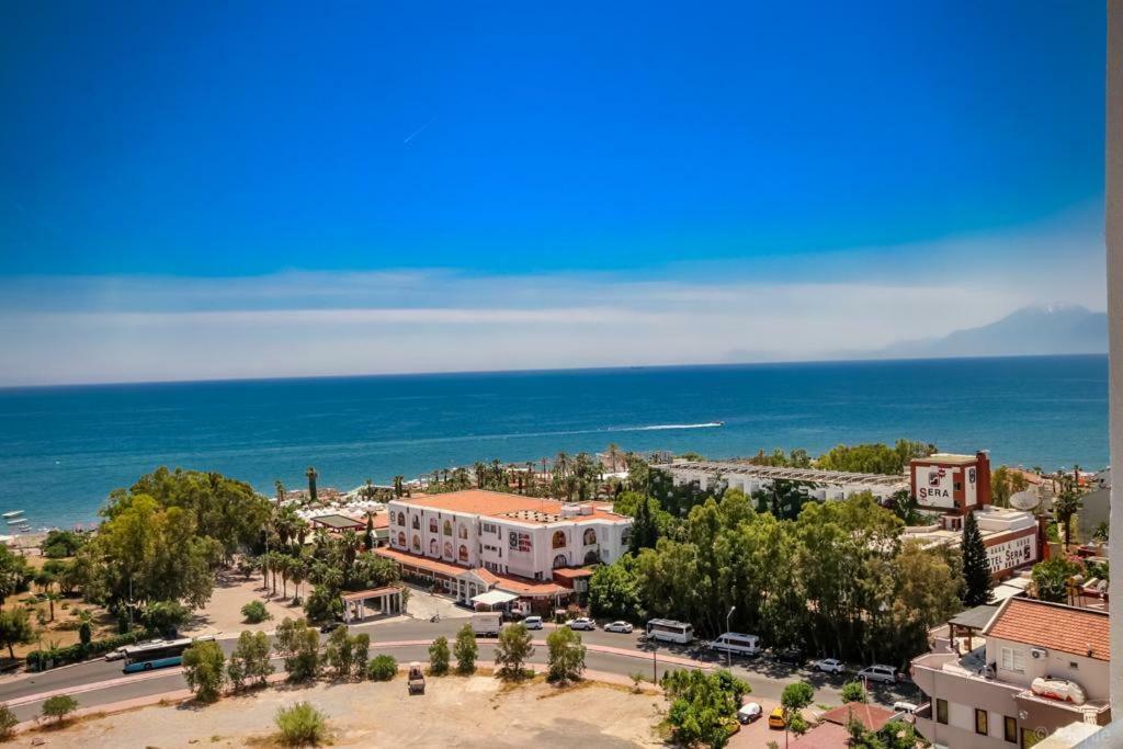 Lara Park Suites Antalya Bagian luar foto